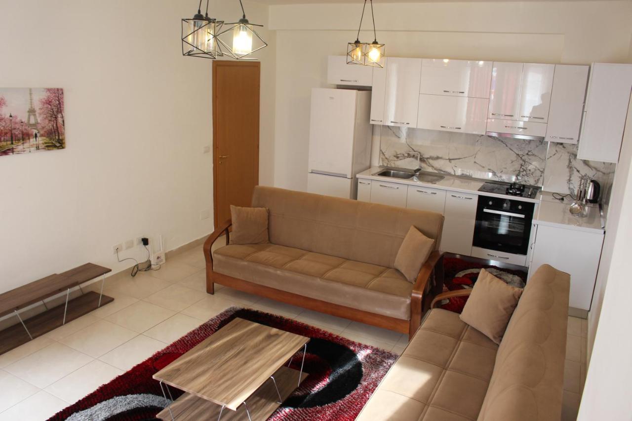 Apartment Center Luxurious *